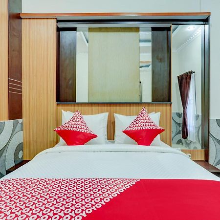 Oyo 90131 Liberty Guest House Sempidi Exterior foto